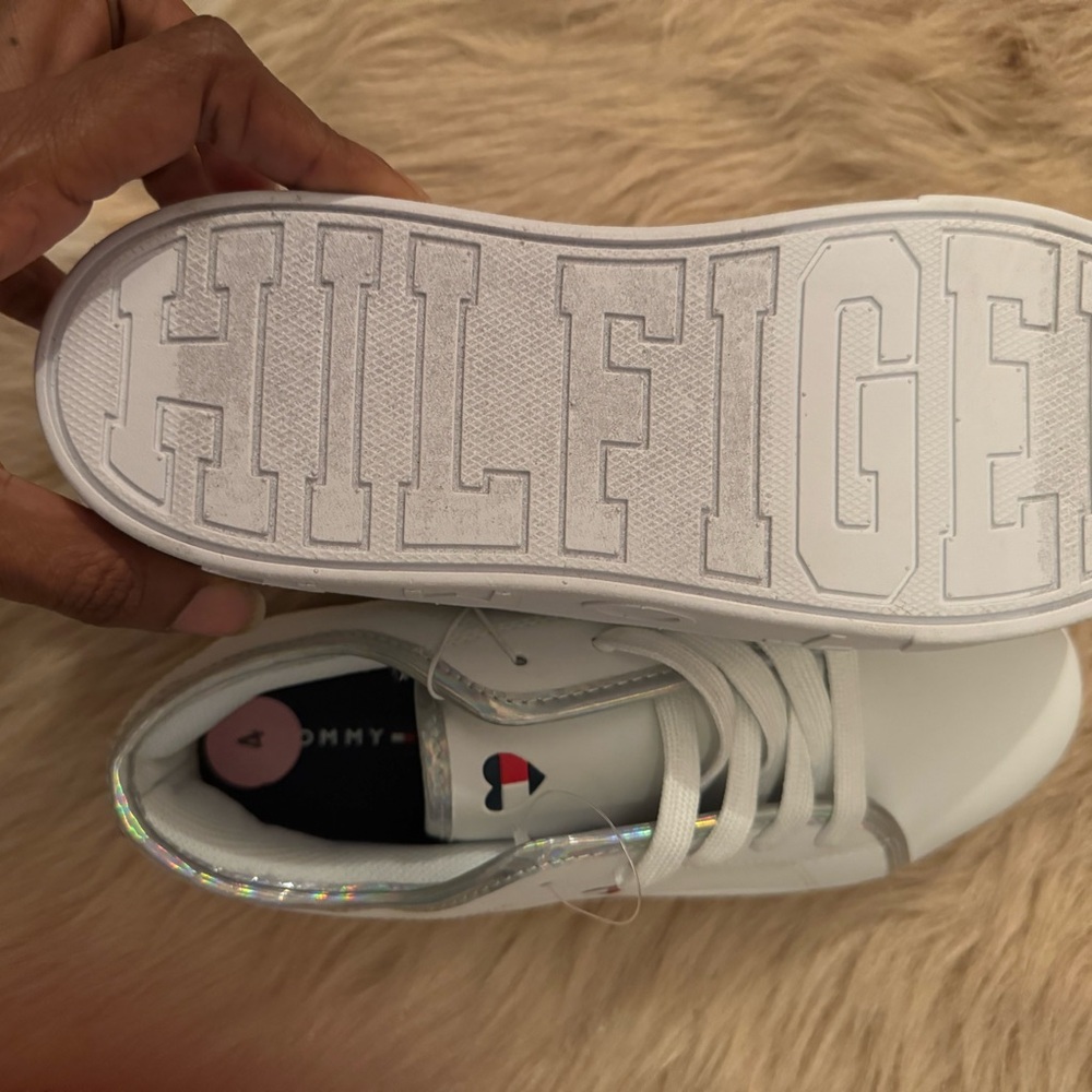 Tommy sneakers